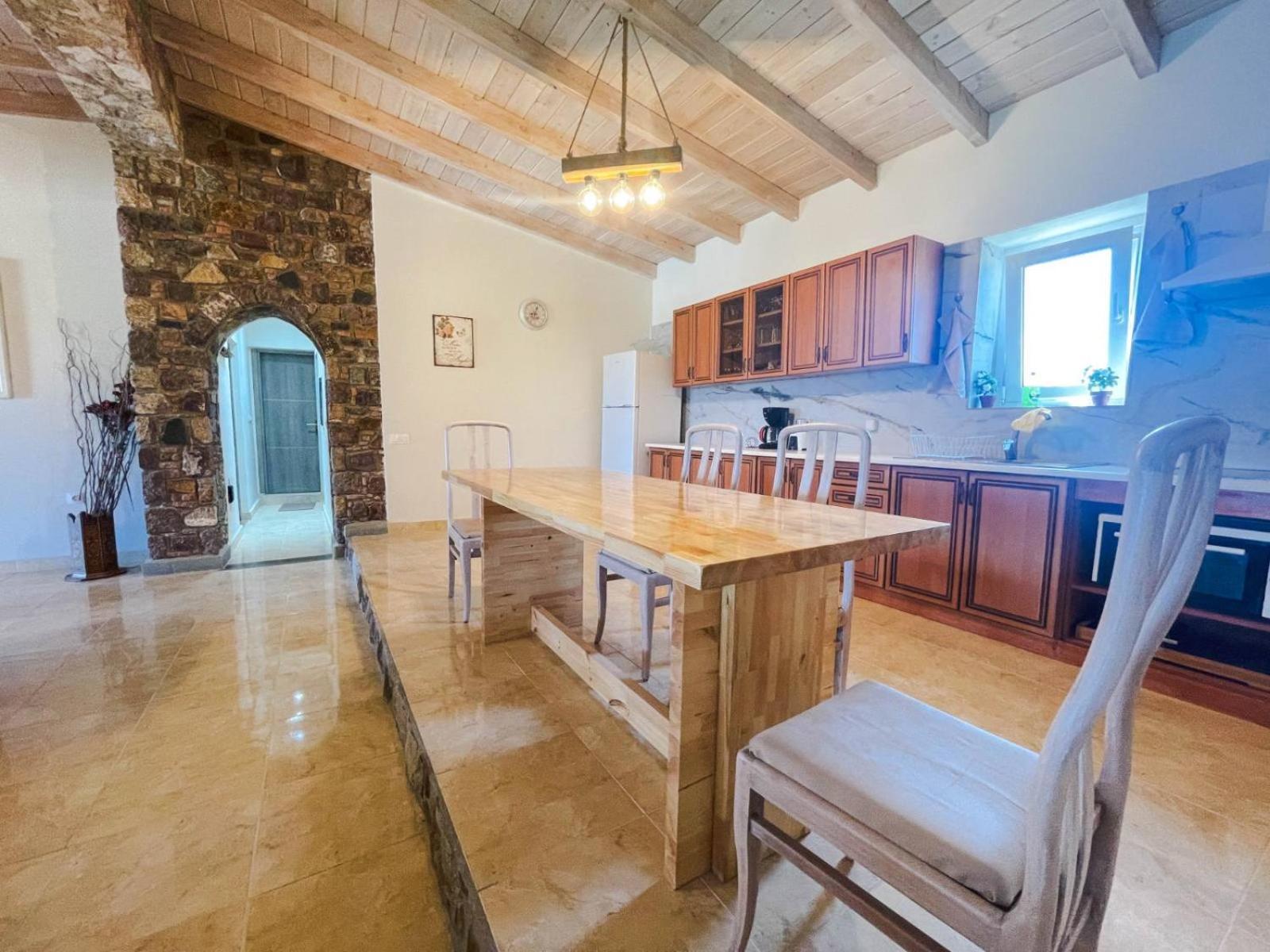 Kenny'S Villa Masticharion Exteriör bild